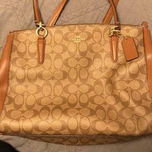 SALE 🎉FIRM Coach purse lightly used